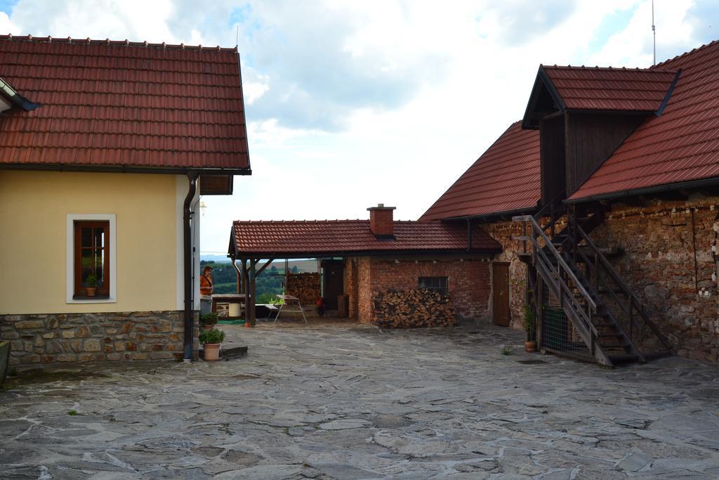 Ubytování na Hájence Bystrice nad Pernstejnem Exteriér fotografie