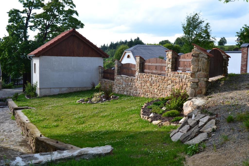 Ubytování na Hájence Bystrice nad Pernstejnem Exteriér fotografie